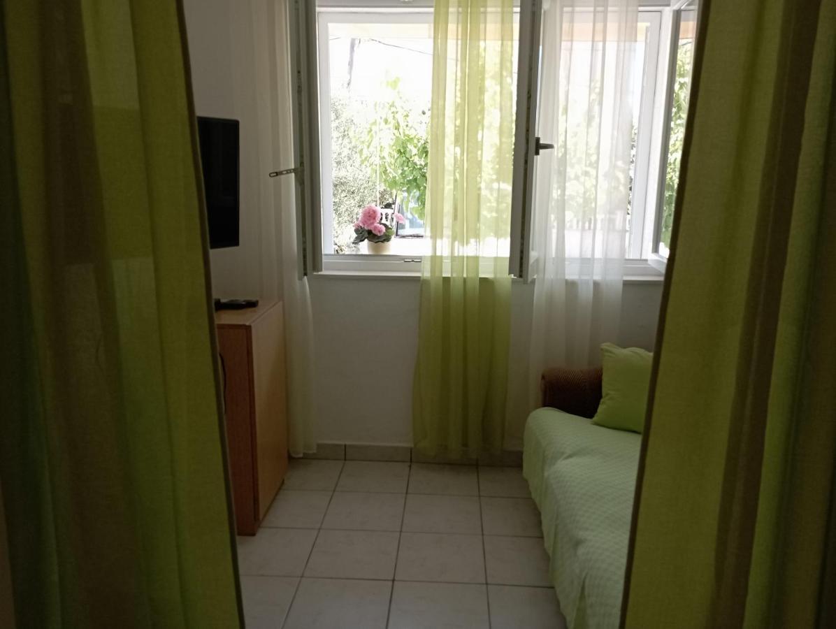 Apartmani Trubi 2 Vodice Exterior foto