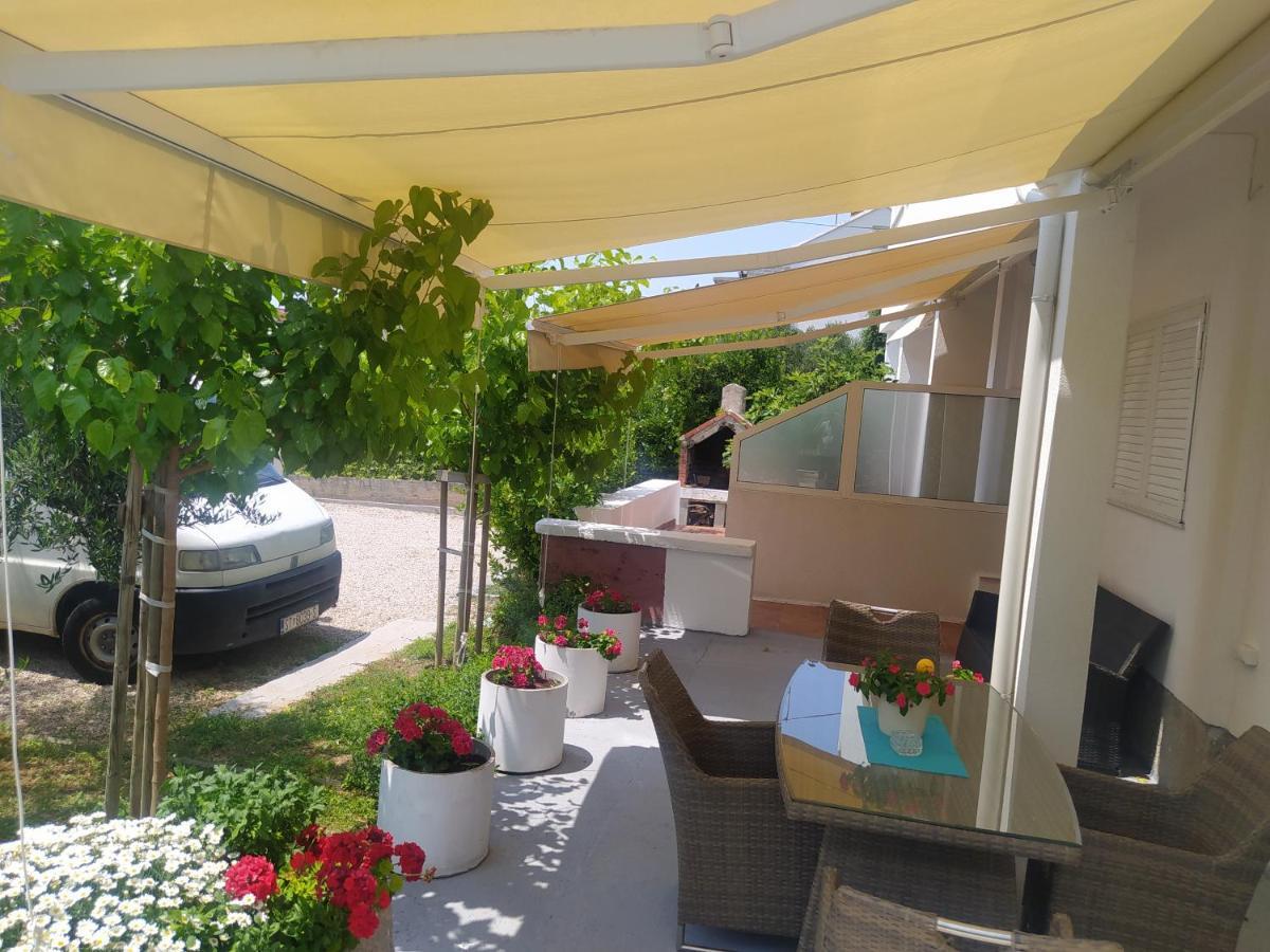 Apartmani Trubi 2 Vodice Exterior foto
