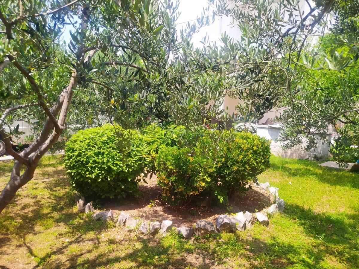 Apartmani Trubi 2 Vodice Exterior foto